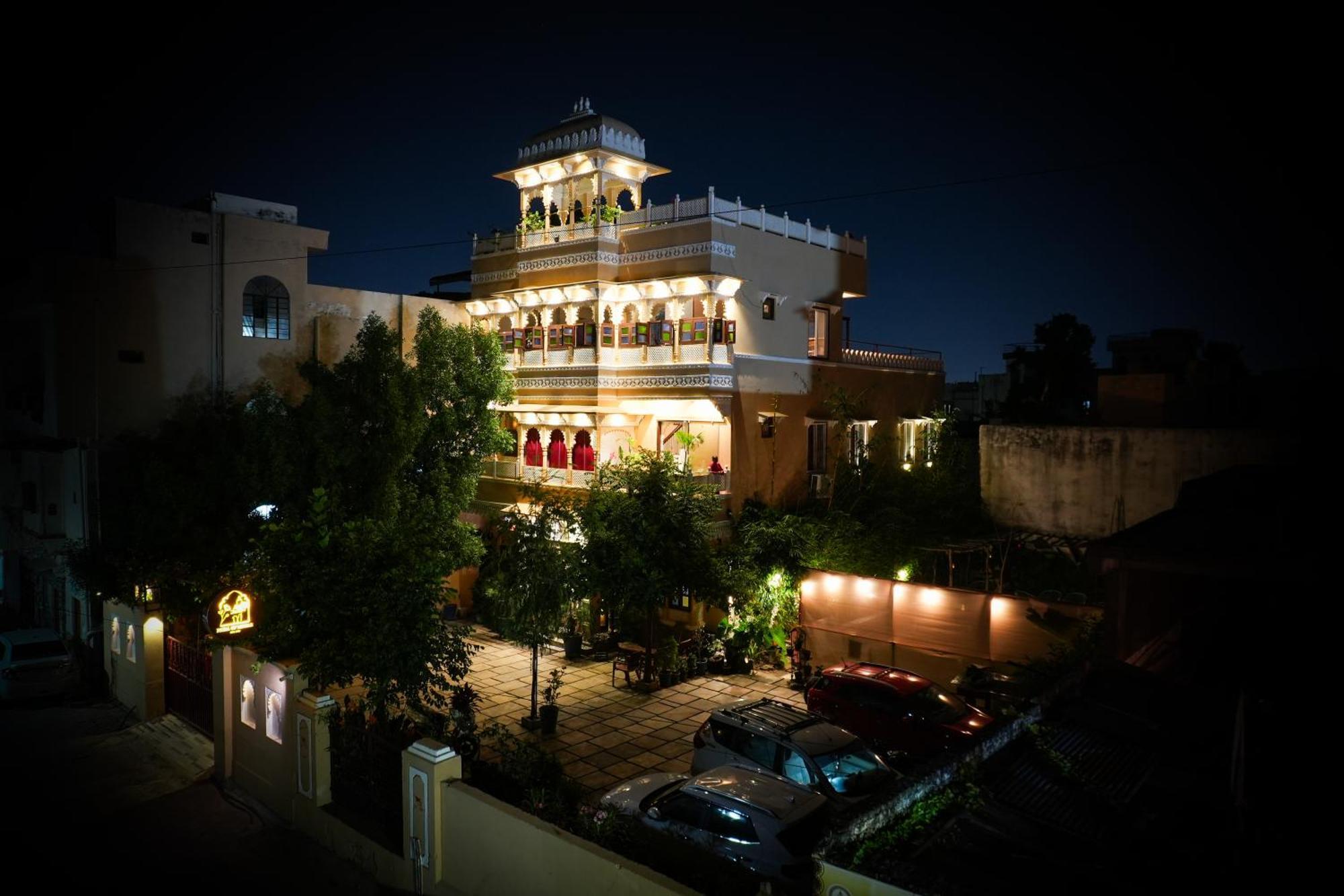 Petal Of Mewar - A Luxury Boutique Hotel Udaipur Exterior foto
